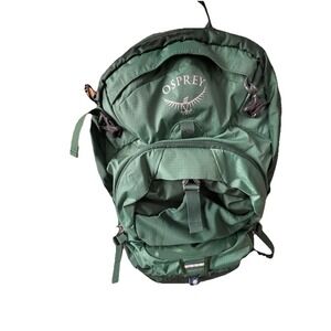 Osprey Manta AG 28 Backpack Green Anti-Gravity Hiking Pack Hydration 85 Oz EUC